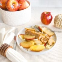 Chicken Sausage with Fennel and Apples