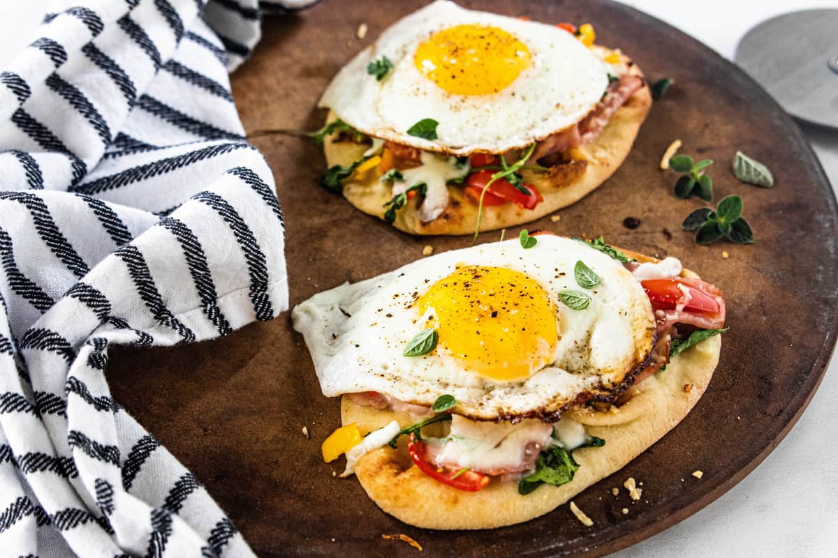 Best Breakfast Naan Pizzas Best Breakfast Naan Pizzas