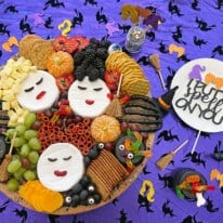 How To Make A Hocus Pocus Charcuterie Board