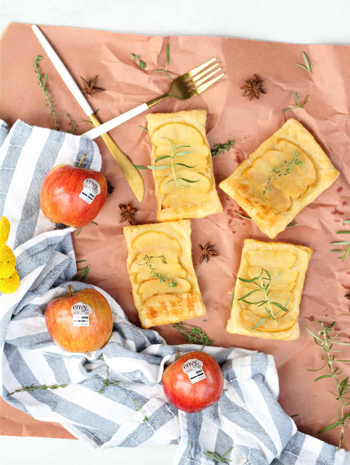 Easy Upside Down Apple Puff Pastry